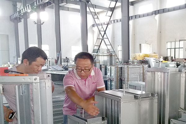 尚佳空調生產車間